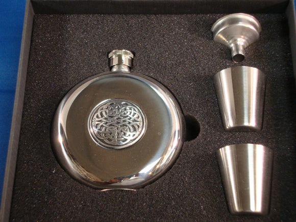 Flask Set Round- Celtic Knot